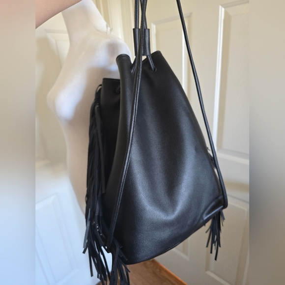 Victoria's Secret black bag With Fringes NEW - Picture 6 of 9